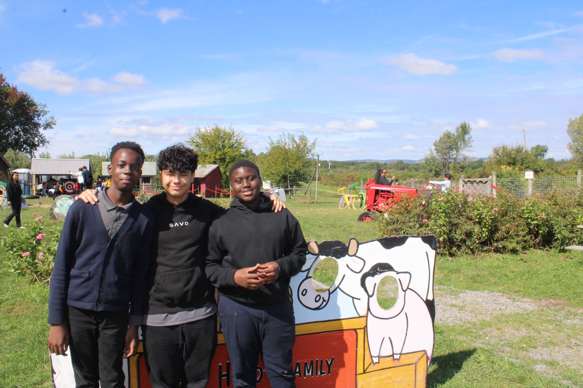ALCS students at Hurds Family Farm
